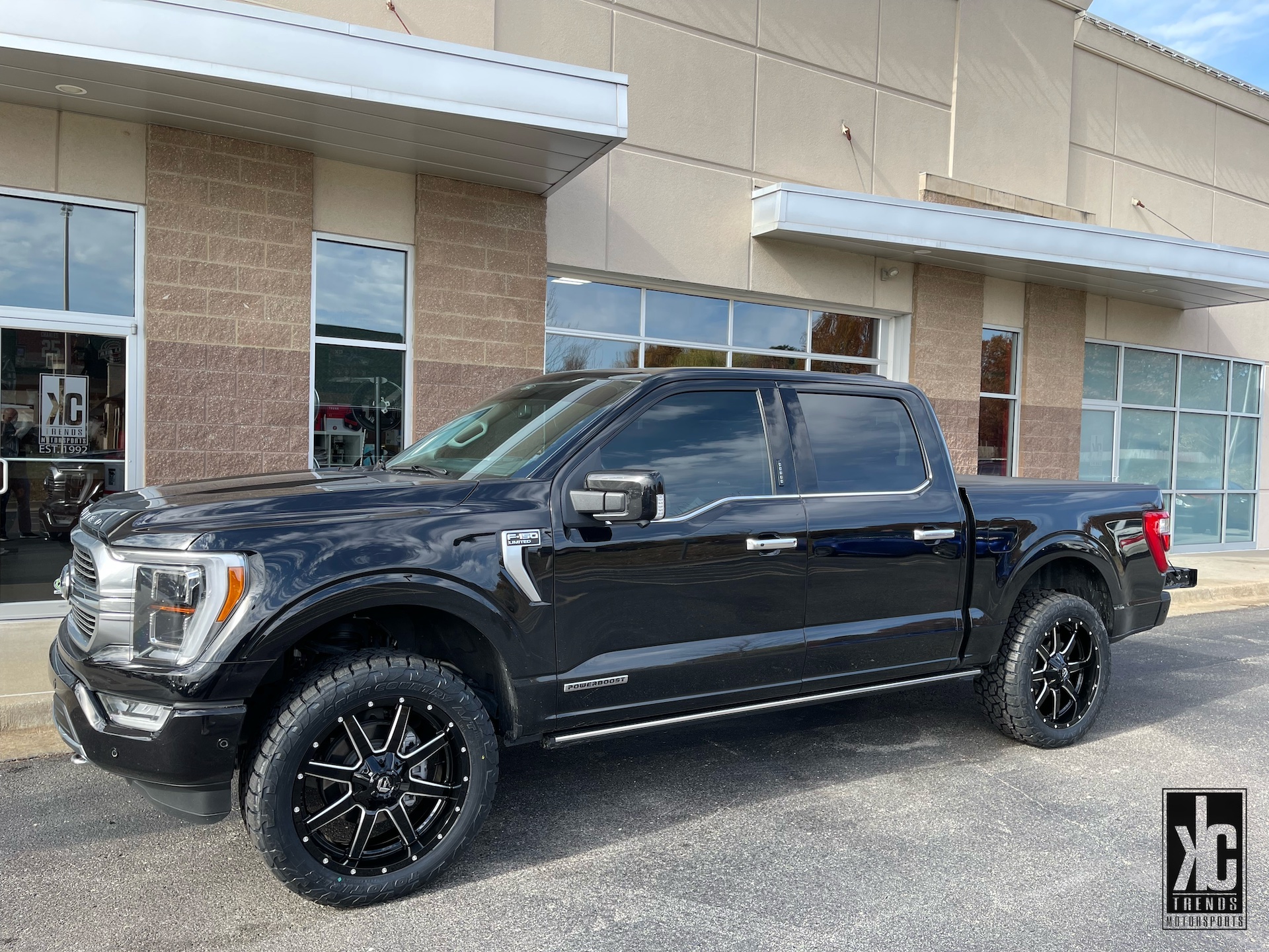  Ford F-150 with Fuel 1-Piece Wheels Maverick - D610