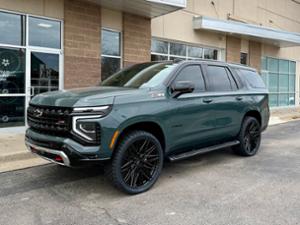 Chevrolet Tahoe with Vossen Hybrid Forged HF6-5
