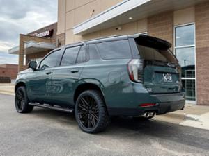 Chevrolet Tahoe with Vossen Hybrid Forged HF6-5