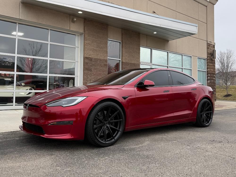 Tesla S 
