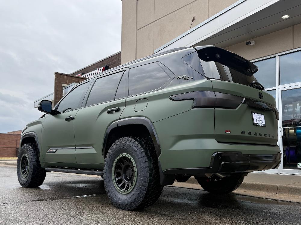 Toyota Sequoia