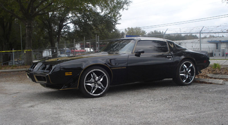  Pontiac Firebird with Status Wheels S822 Dynasty