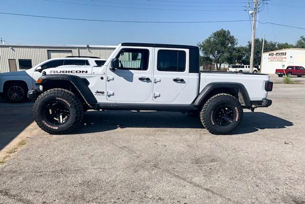 Jeep Gladiator Recon Gallery - SoCal Custom Wheels