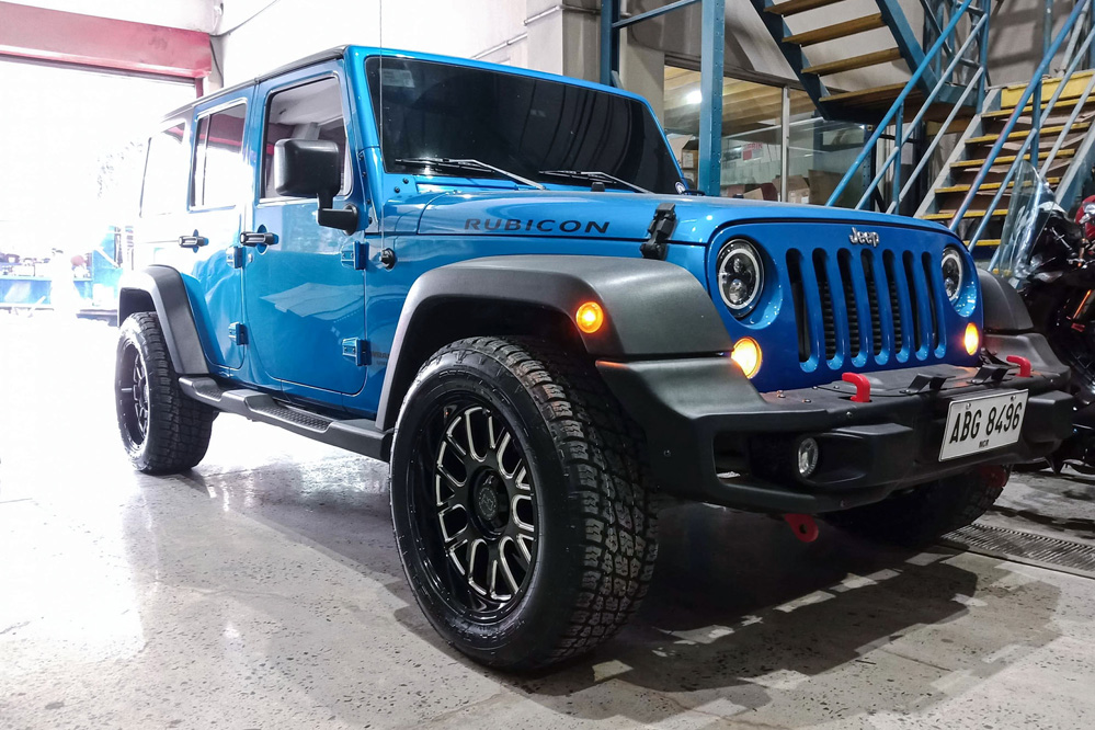  Jeep Wrangler with Black Rhino Pismo