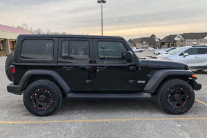 Jeep Wrangler with Tuff Off-Road T01