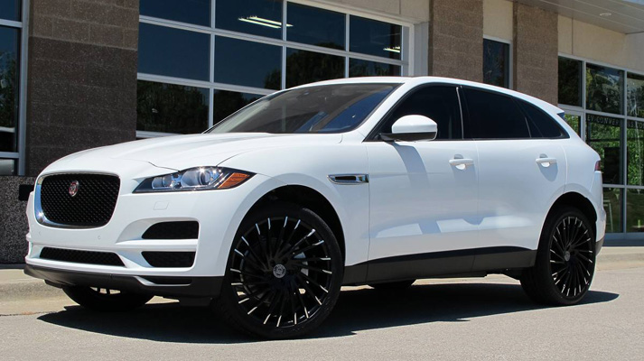 Jaguar F Pace 