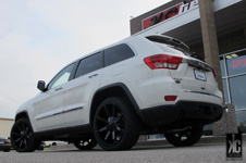 Jeep Grand Cherokee with Black Rhino Slide