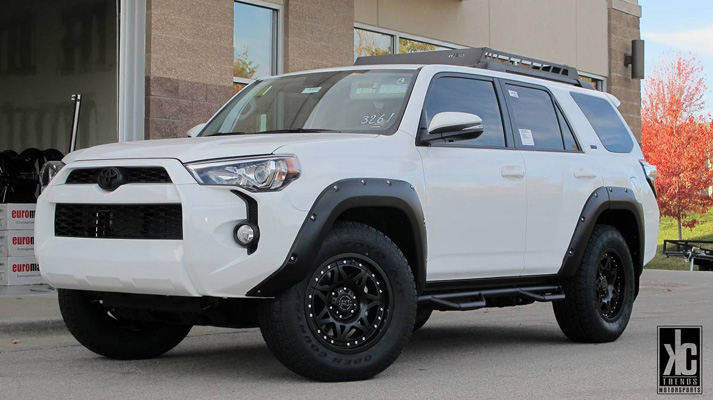 Toyota 4Runner Hammer