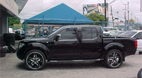 Nissan Frontier with Status Wheels S822 Dynasty