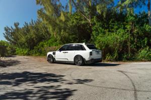 Rolls-Royce Mansory Cullinan Thumbnail