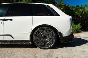 Rolls-Royce Mansory Cullinan Thumbnail