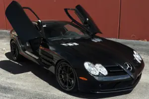 Mercedes-Benz SLR McLaren Thumbnail