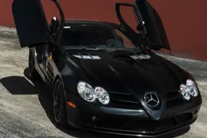 Mercedes-Benz SLR McLaren Thumbnail