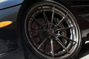 Mercedes-Benz SLR McLaren Thumbnail