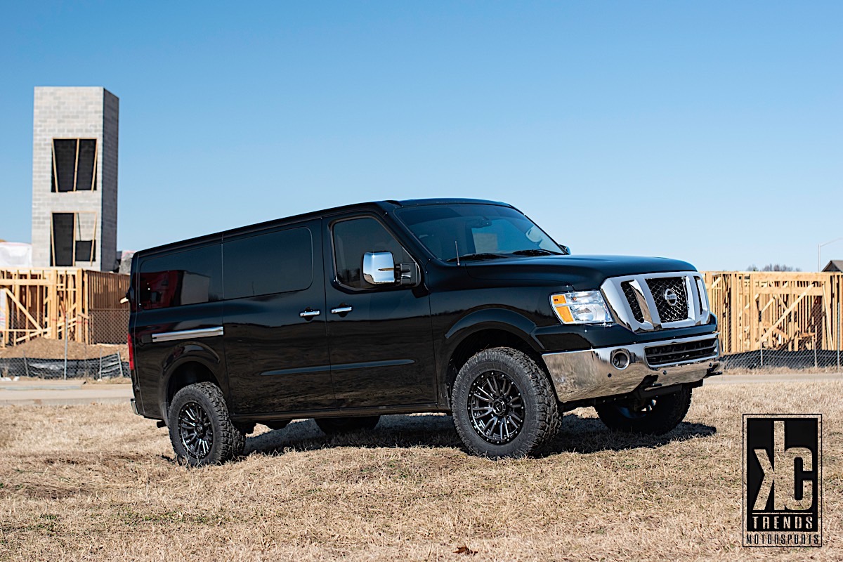 nissan nv2500 passenger custom