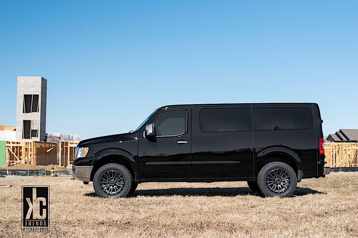 nissan nv2500 passenger custom