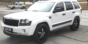 Jeep Grand Cherokee with Status Wheels S223 Knox