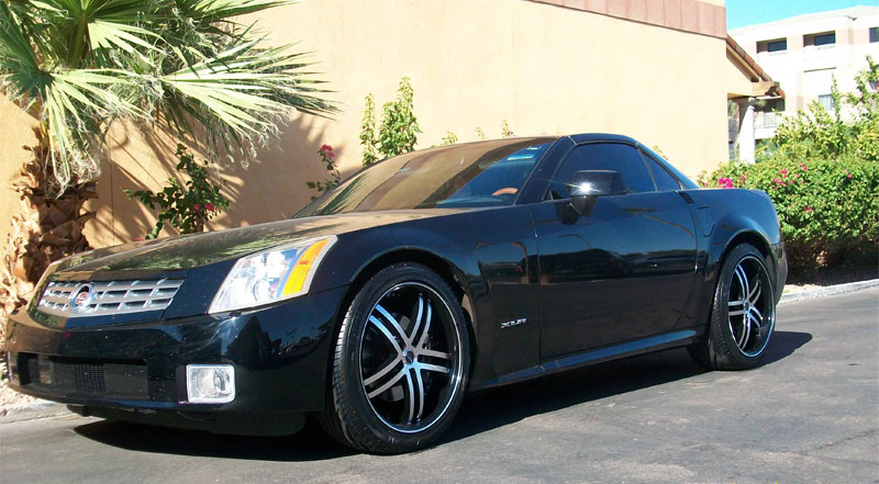  Cadillac XLR with Status Wheels S816 Knight 5