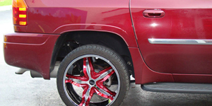 GMC Envoy with Status Wheels S822 Dynasty