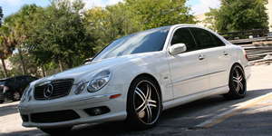 Mercedes-Benz AMG E55 with Status Wheels S816 Knight 5