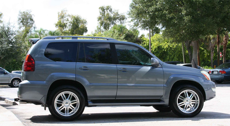  Lexus GX with Status Wheels S805 Game