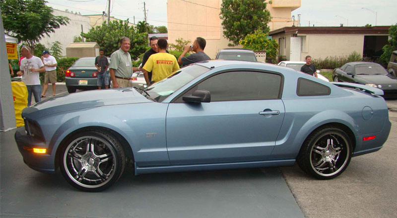 Car | Ford Mustang on Ruff Racing R930 Wheels | California Wheels