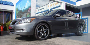 Honda Accord with Status Wheels S222 Vice