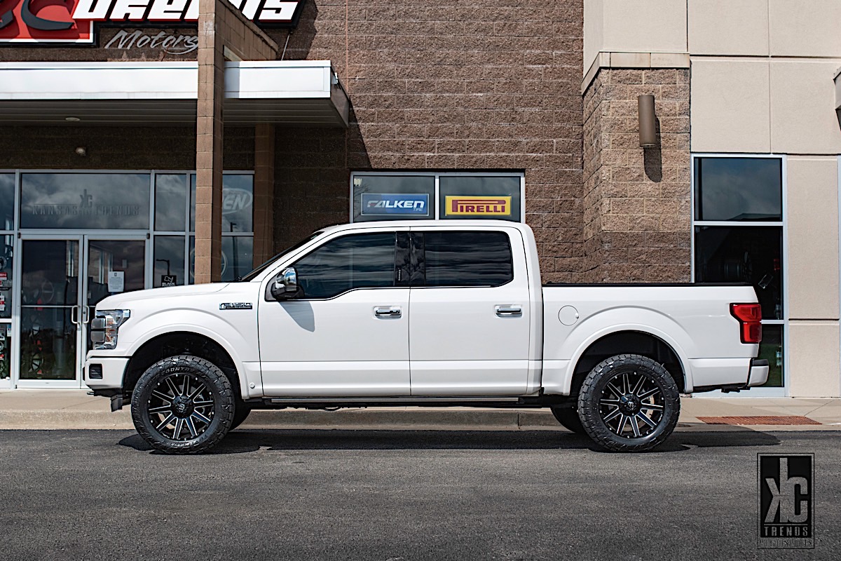 Ford F-150 with Fuel 1-Piece Wheels Contra - D615