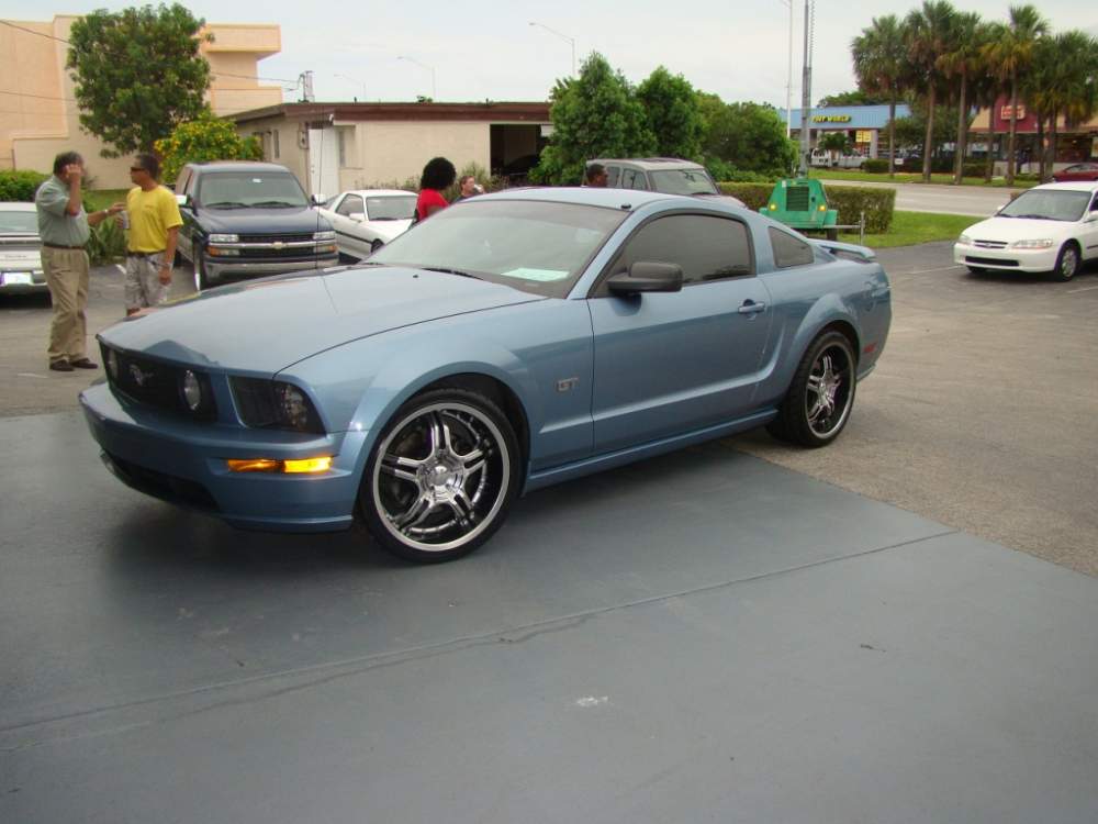 Car | Ford Mustang on Ruff Racing R930 Wheels | California Wheels