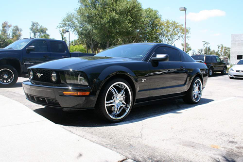 Car | Ford Mustang on Ruff Racing R930 Wheels | California Wheels