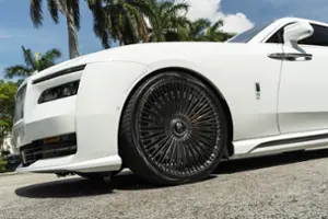 Rolls-Royce Spectre Thumbnail