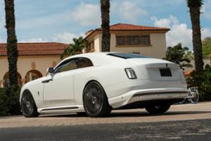 Rolls-Royce Spectre Thumbnail