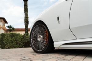 Rolls-Royce Spectre Thumbnail