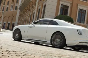 Rolls-Royce Spectre Thumbnail