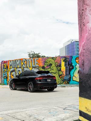 Audi RSQ8 Thumbnail