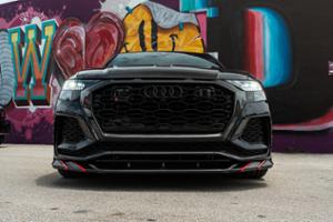 Audi RSQ8 Thumbnail