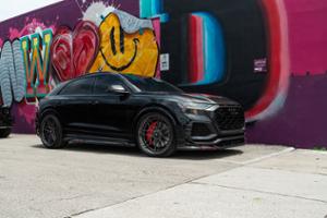 Audi RSQ8 Thumbnail