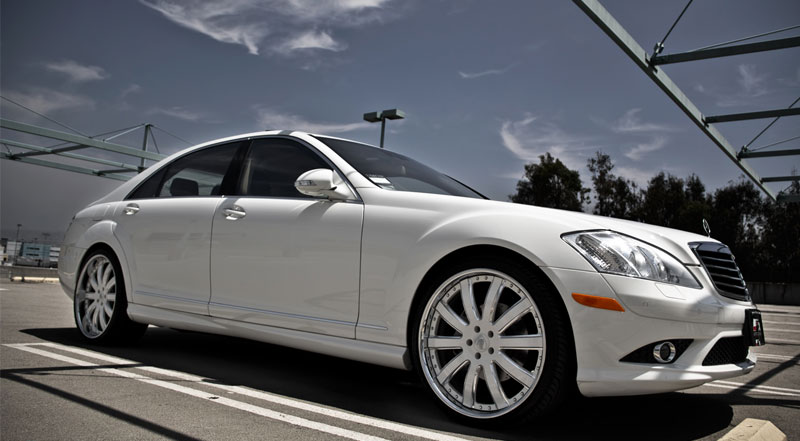  Mercedes-Benz S550 with Nutek Wheels 530