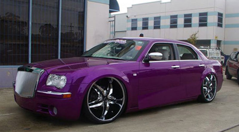  Chrysler 300 with Status Wheels S822 Dynasty