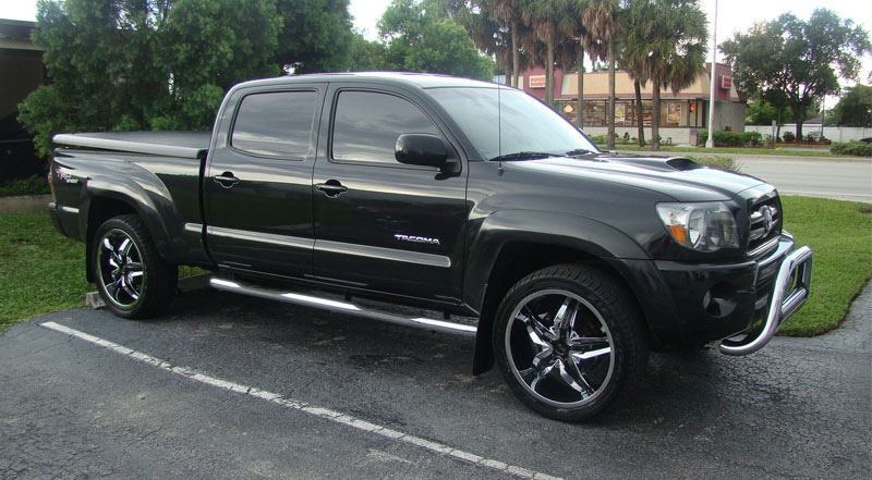  Toyota Tacoma with Status Wheels S822 Dynasty