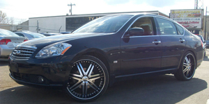 Infiniti M45 with Status Wheels S805 Game