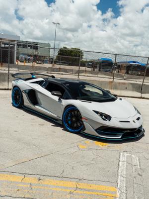 Lamborghini Aventador SVJ Thumbnail