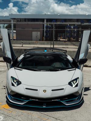 Lamborghini Aventador SVJ Thumbnail