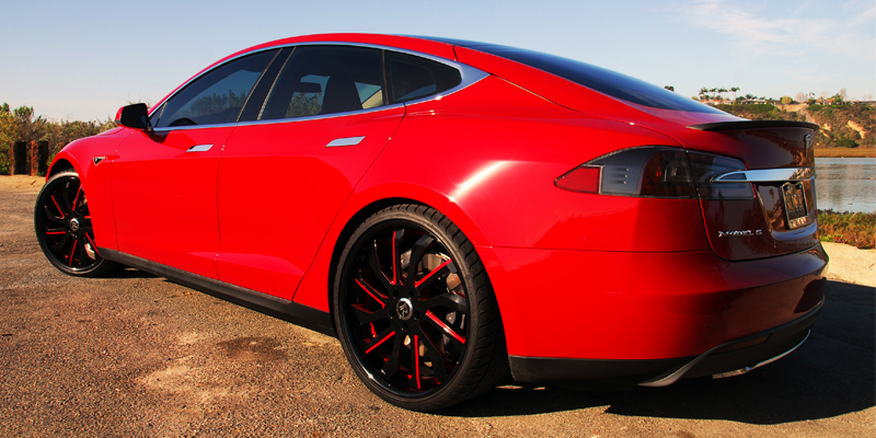 Car | Tesla Model S on Rucci Forged Maniago Wheels | California Wheels