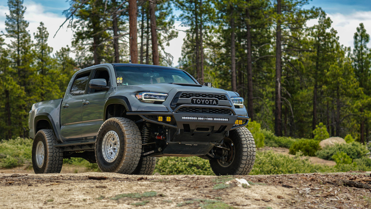 Toyota Tacoma Reno Beadlock Gallery - RNR Wheels