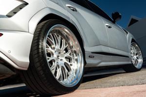 Lamborghini Urus SE Thumbnail