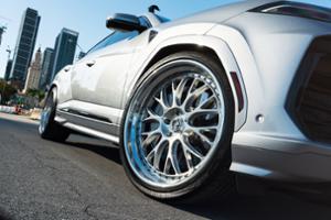 Lamborghini Urus SE Thumbnail