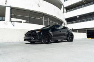 Lamborghini Urus Thumbnail
