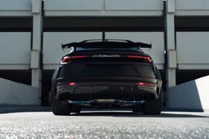 Lamborghini Urus Thumbnail