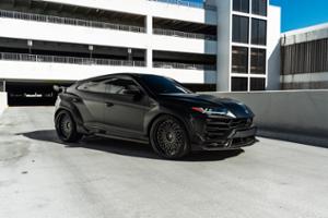 Lamborghini Urus Thumbnail